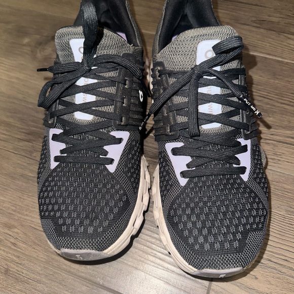 On Running Shoes Good Condition Super Comfortable Size 7 Onrunning On Cloud Tennis Shoes